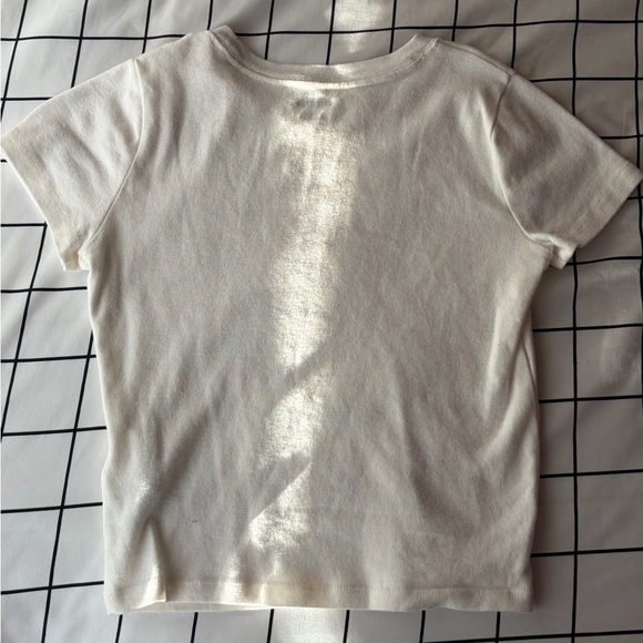 White Hollister Size XS Seashell Baby Tee, Short Sleeve. - Picture 4 of 4